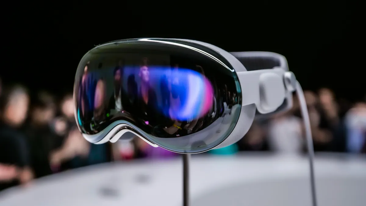 Apple Vision Pro 2 Review 2026: Features, Performance & Verdict